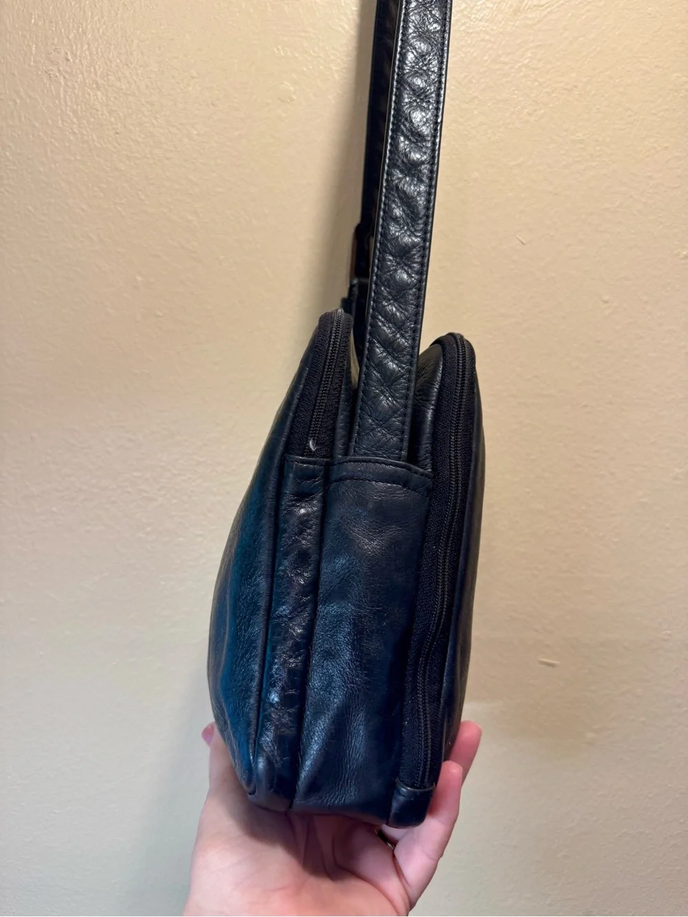 SAS Black Leather Messenger Crossbody Bag
